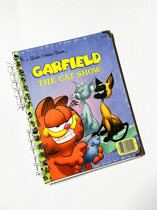 🧡 Cozy Cat Lover Bundle (Inspired Character Gift Set)