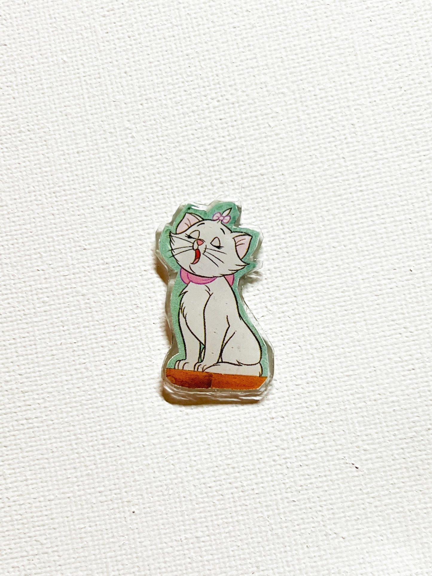 Upcycled White Kitten Singing Handmade Pin – Recycled Storybook Pin – Book Page Art Pin – Small Batch Resin